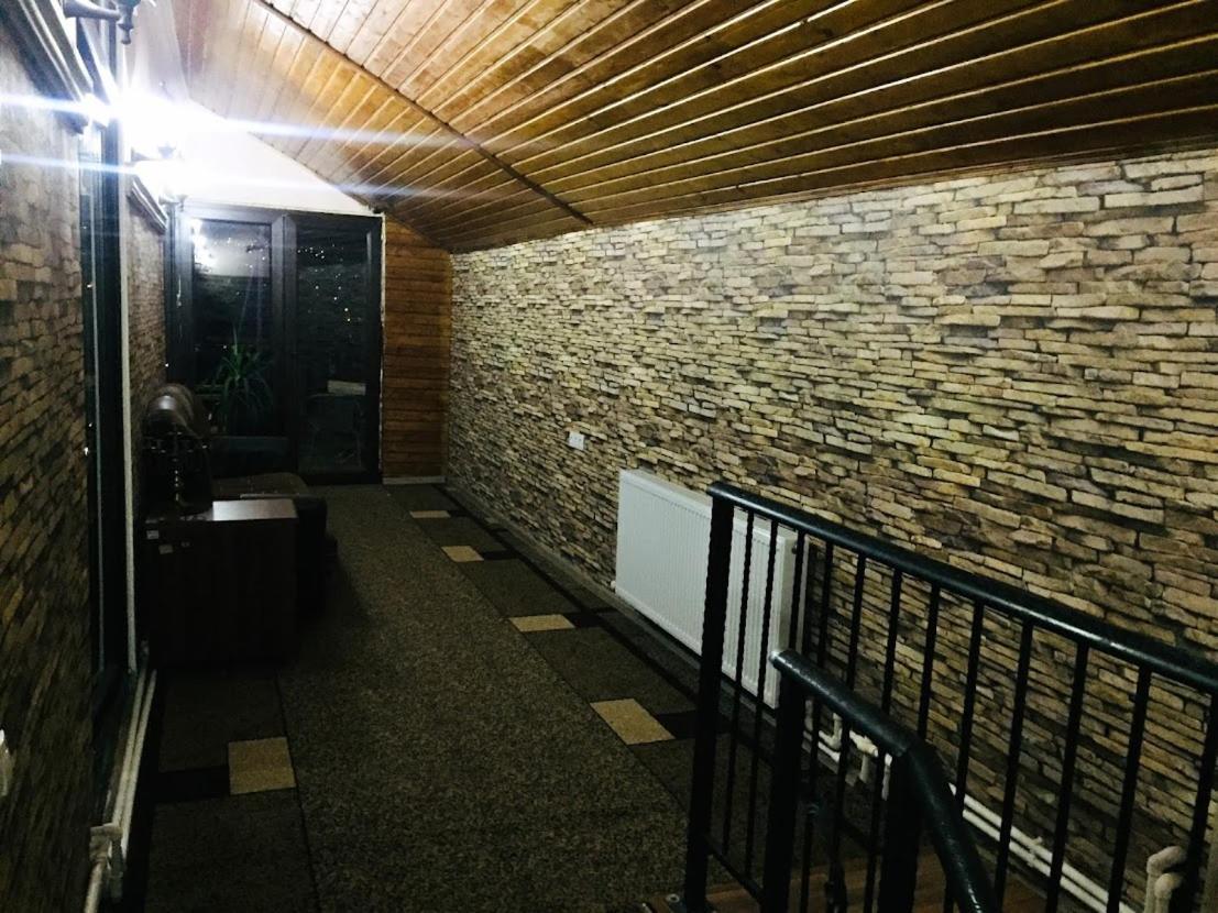 فندق The Sindh House - Indus Aroma Restaurant تبليسي المظهر الخارجي الصورة